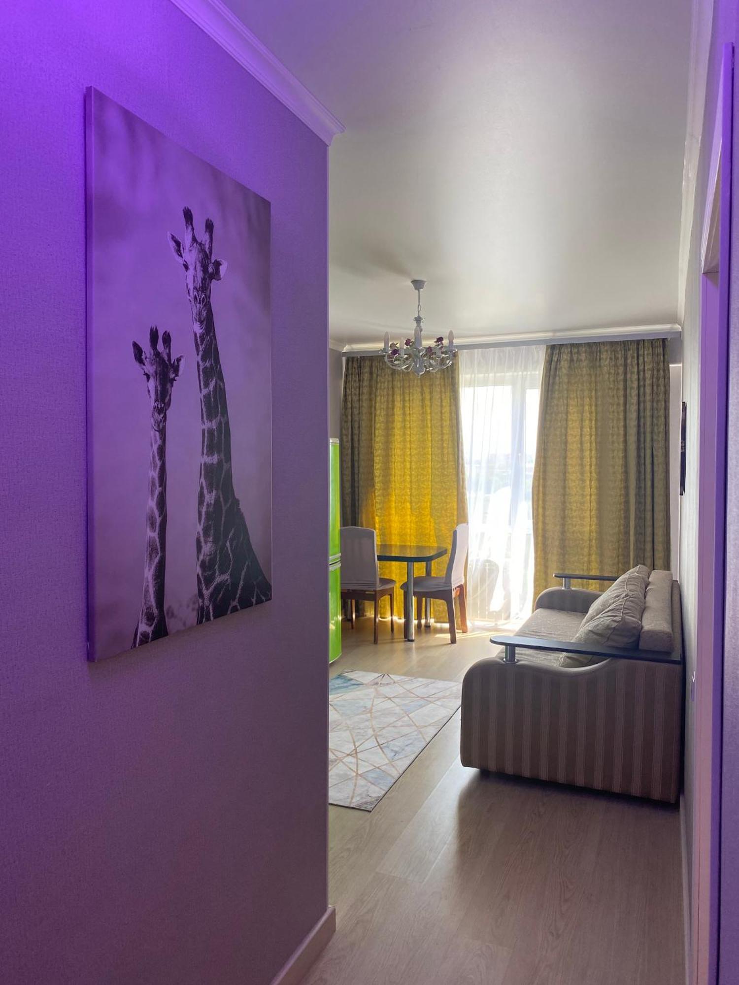 Medinahotelkz, # 63, Вид На Горы, 15 Мин Пешком До Арбата, Halal 알마티 외부 사진
